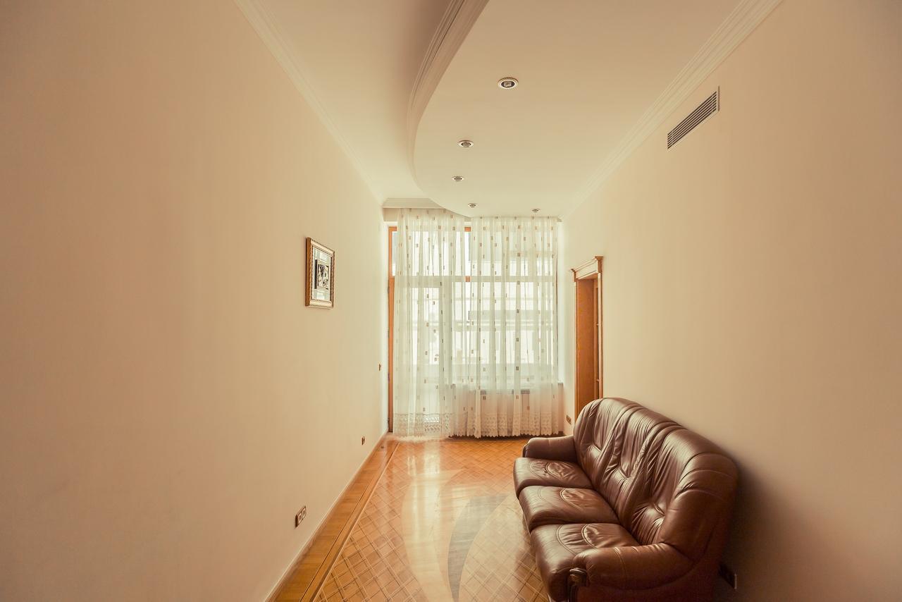 La Villa Hotel Baku Exterior photo